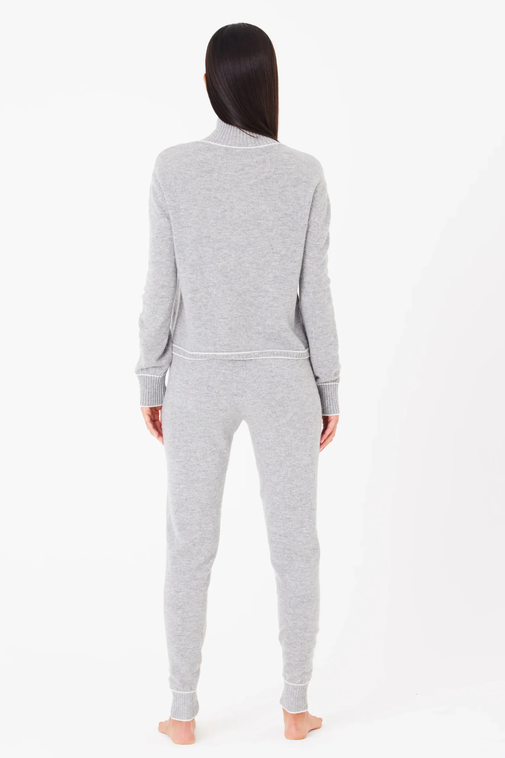 GIGI C June Sweater| Lounge